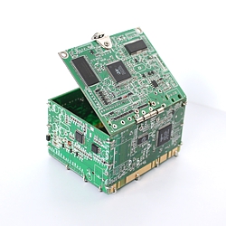 Green Cyber Box (medium) | 4000 руб.
